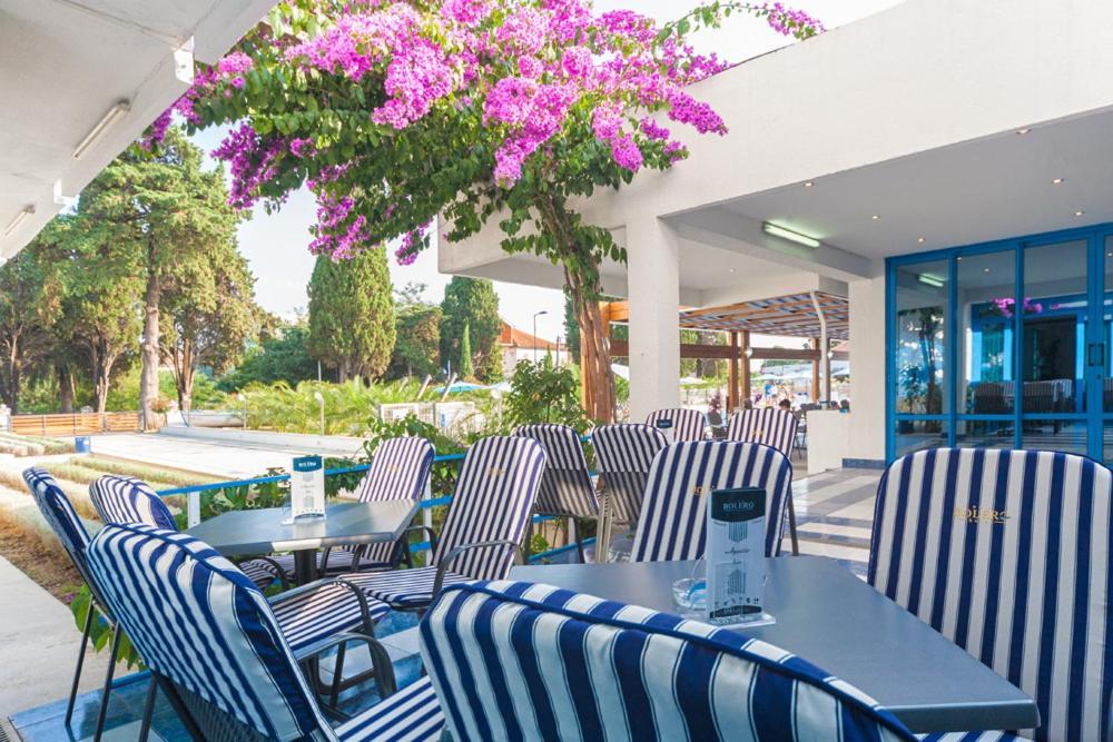 Hotel Bolero Biograd Na Moru Buitenkant foto