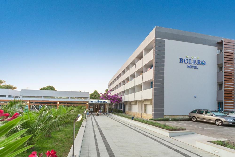 Hotel Bolero Biograd Na Moru Buitenkant foto