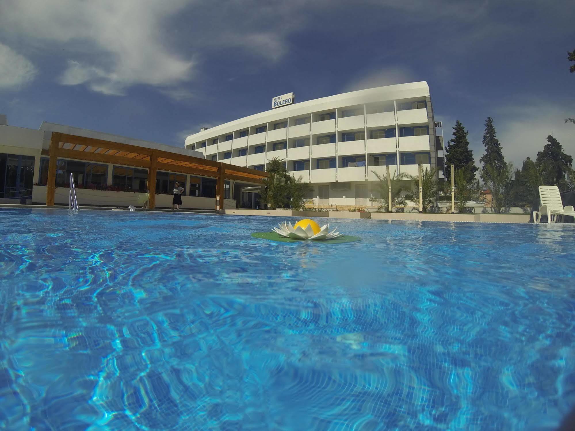 Hotel Bolero Biograd Na Moru Buitenkant foto